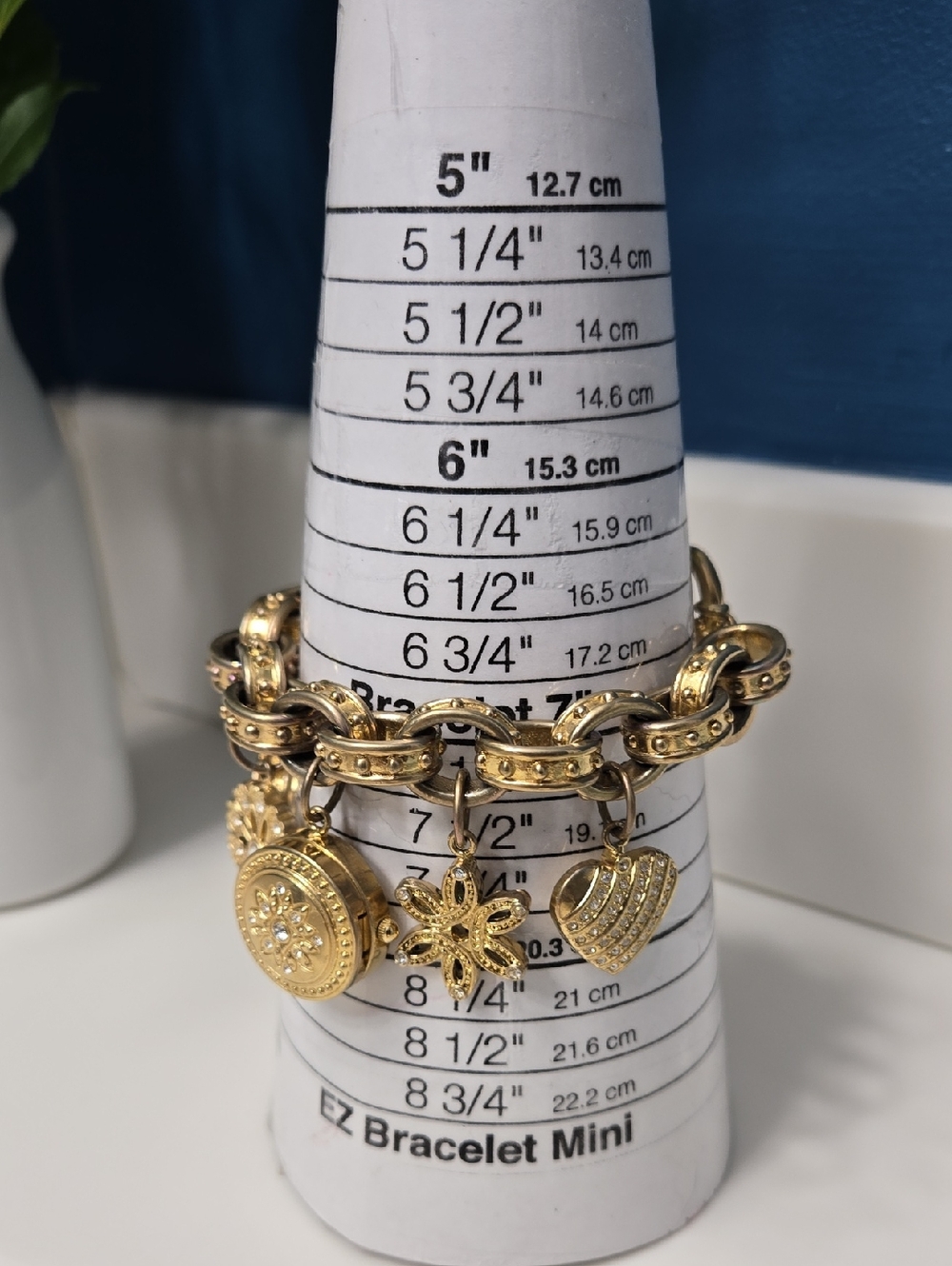 Anne Klein Vintage Gold Tone Charm Bracelet with Heart Watch & Floral Charms - Picture 10 of 15